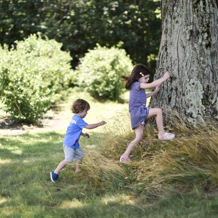 easy games for kids - be a hands-off mom!