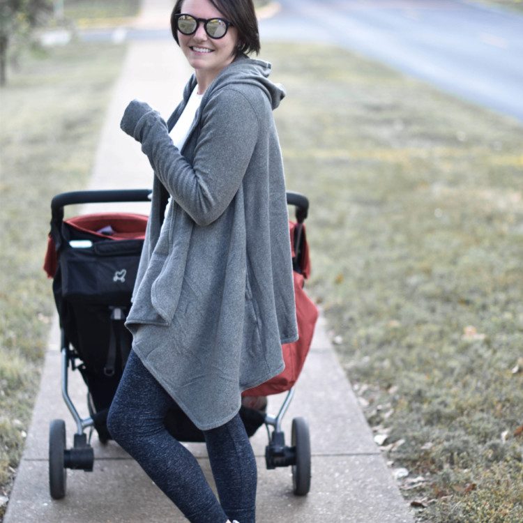 the cutest mom outfit for fall