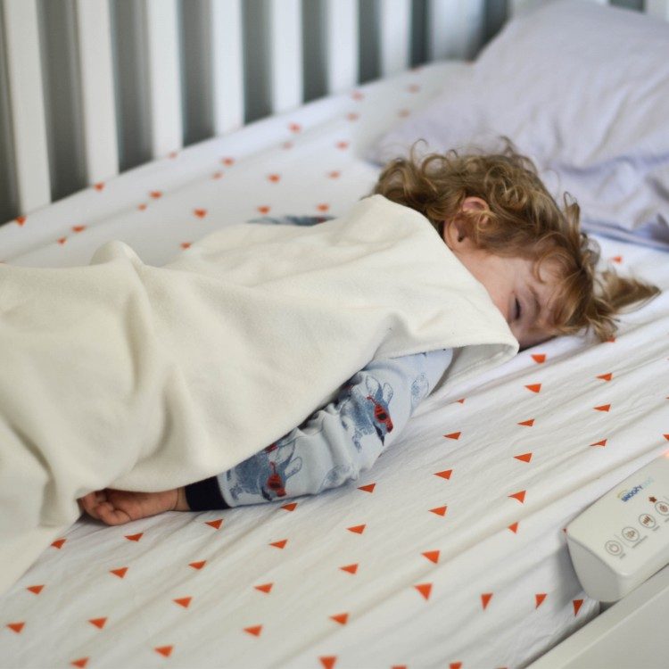 foolproof tips for transitioning from a crib to a big kid bed
