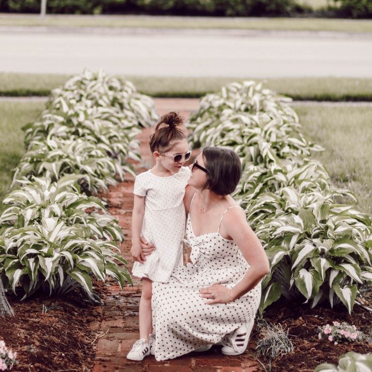 these mom and mini dresses are so cute - a must for mother's & daughter who love to match!