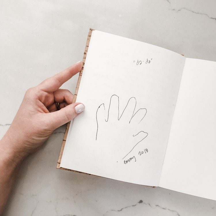 father's day card alternatives - make a father's day book for kids to sign every year