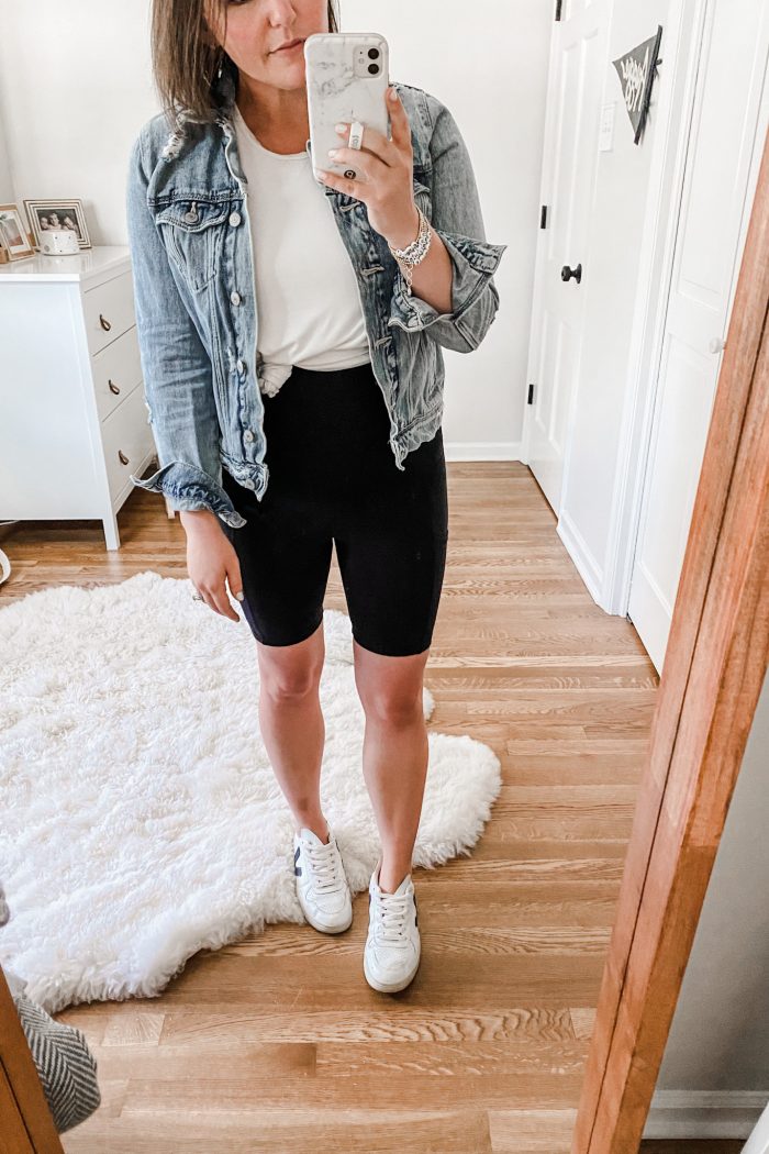 Postpartum Capsule Wardrobe Essentials